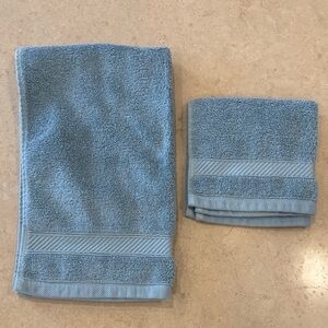 Wamsutta Blue Hand Towel and Wash Cloth